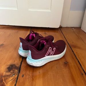 Women’s New Balance Fresh Foam VONGO running sneakers